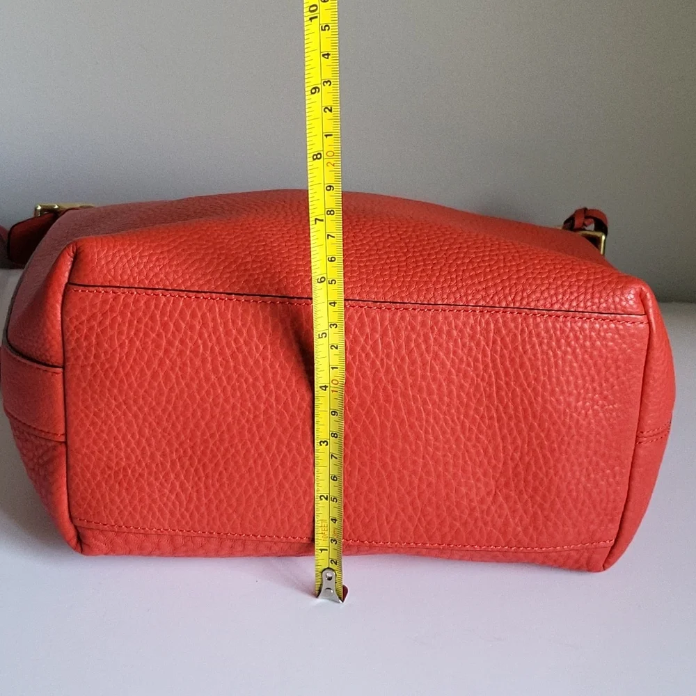 🌷Coach legacy Duffle Vermillion orange